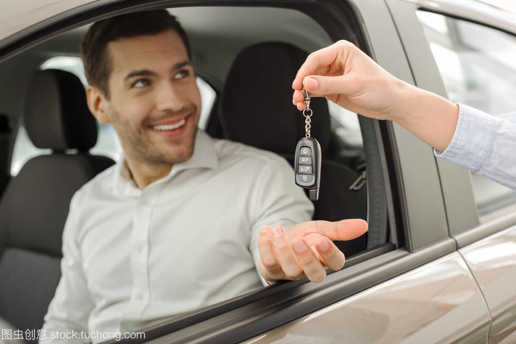 軟件開發(fā)賦能年輕一代 革新汽車租賃服務(wù)的試駕體驗(yàn)